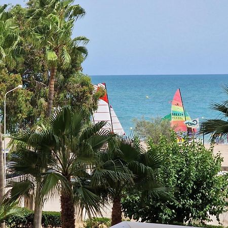 Apartamento Dos Habitaciones, Frente A La Playa, Benicassim Luaran gambar