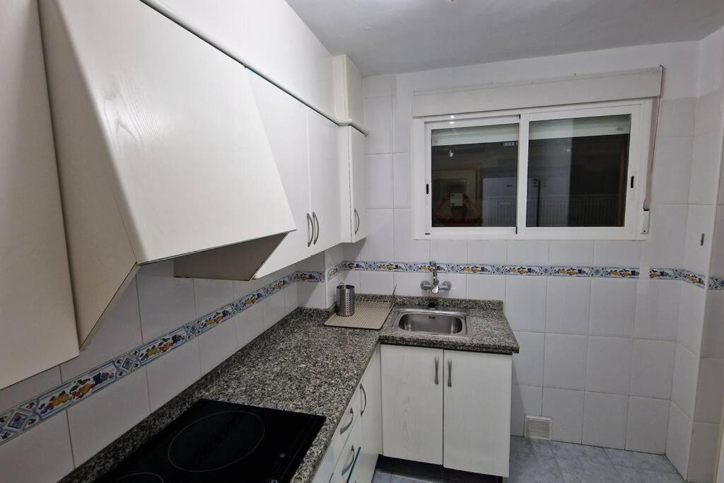 Apartamento Dos Habitaciones, Frente A La Playa, Benicassim Luaran gambar