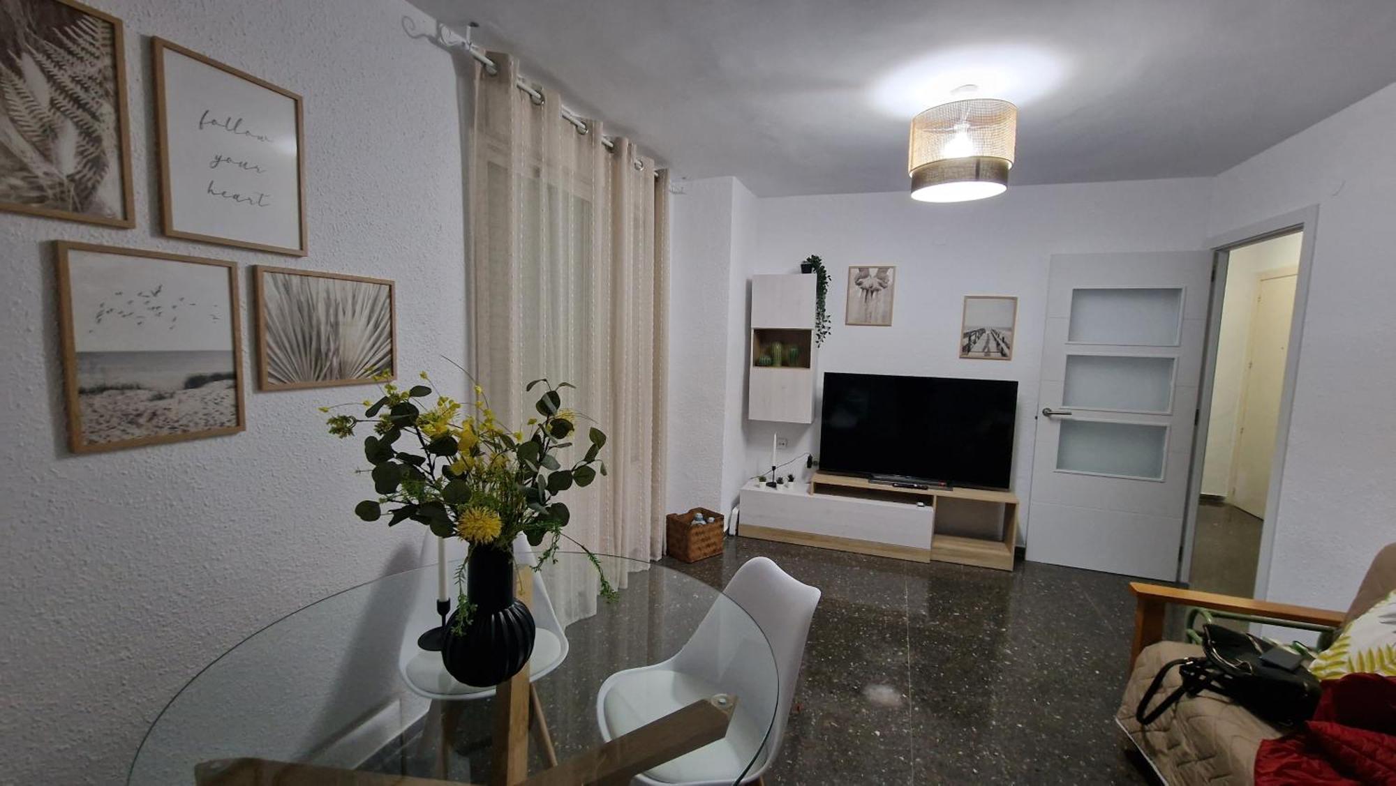 Apartamento Dos Habitaciones, Frente A La Playa, Benicassim Luaran gambar