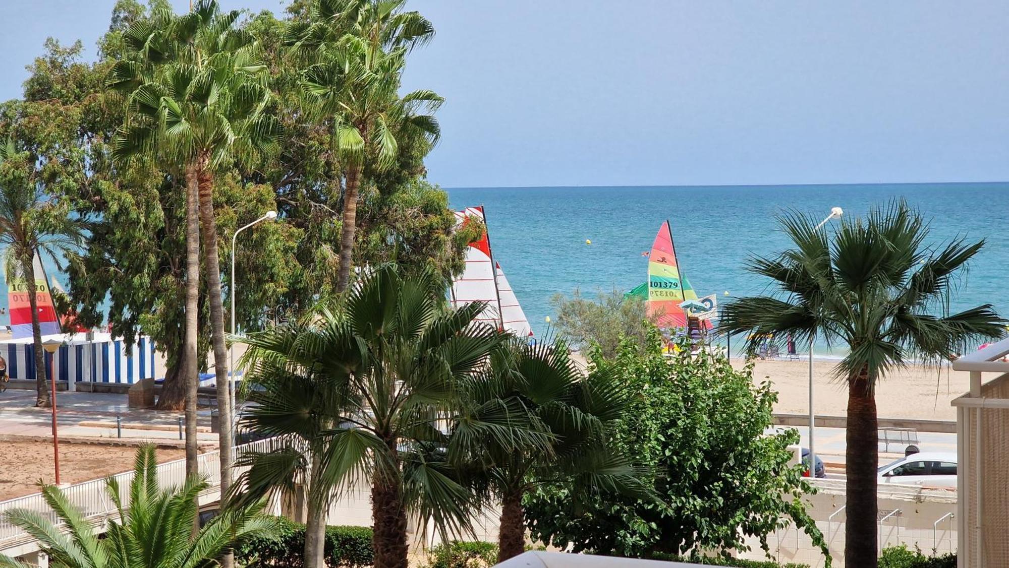 Apartamento Dos Habitaciones, Frente A La Playa, Benicassim Luaran gambar